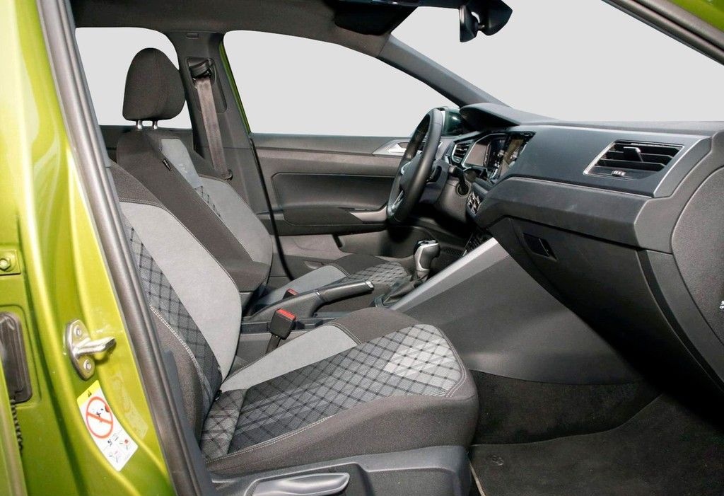 Volkswagen Taigo 1.5 TSI DSG R-Line 18"Pano AHK Navi+VC ACC foto 9
