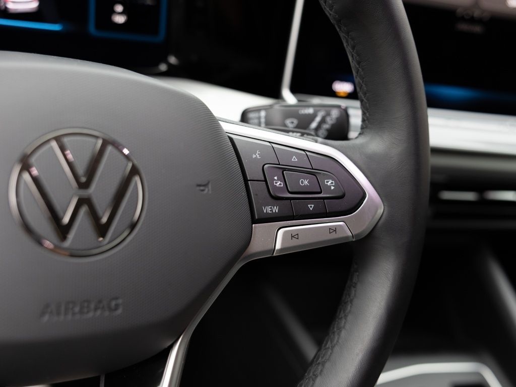 Volkswagen Golf VIII 2.0 TDI Life // MEMO DISTR SPUR PDC foto 11