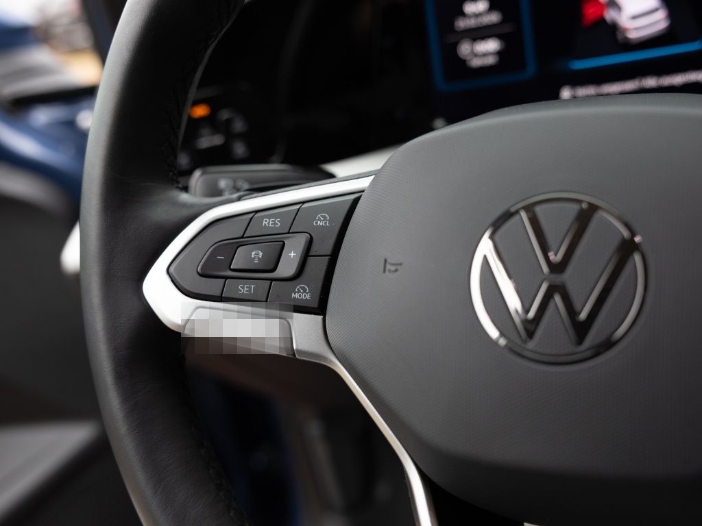 Volkswagen Golf VIII 2.0 TDI Life // MEMO DISTR SPUR PDC foto 10