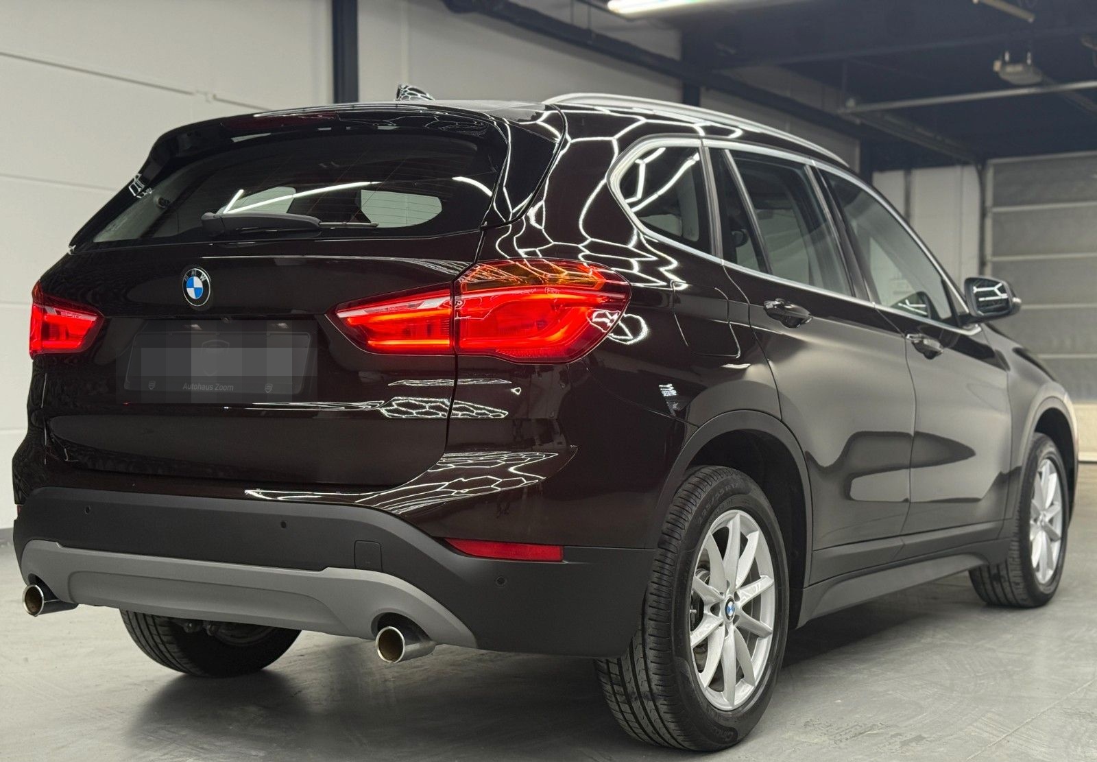 BMW X1 sDrive20i AUTOMATIK*HUD*KAMERA*AHK*KEYLESS foto 13