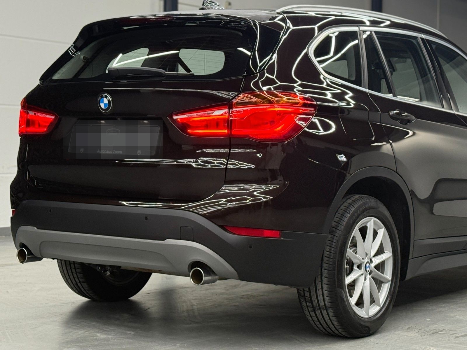 BMW X1 sDrive20i AUTOMATIK*HUD*KAMERA*AHK*KEYLESS foto 14