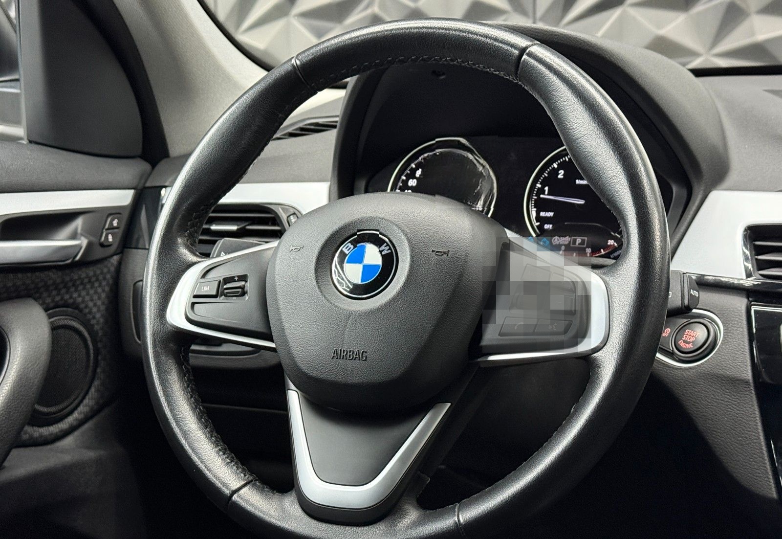 BMW X1 sDrive20i AUTOMATIK*HUD*KAMERA*AHK*KEYLESS foto 24