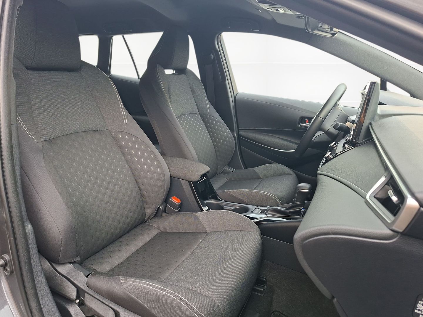 Toyota Corolla 1.8 Hybrid Touring Sports Business +Navi foto 15