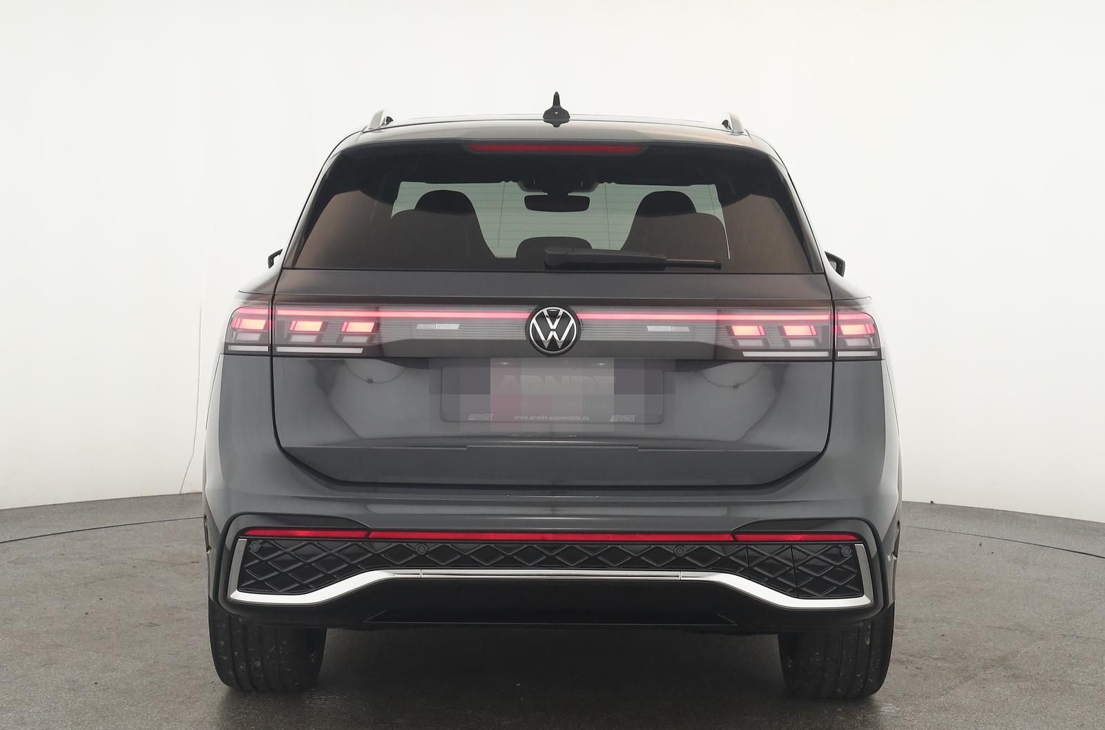 Volkswagen Tiguan 2.0 TDI DSG R-Line IQ Pano Navi KeyGo 360 foto 6