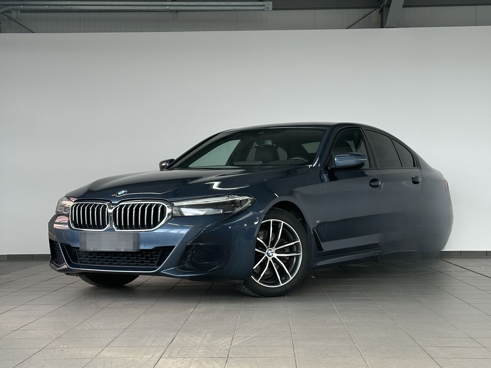 BMW 520 d xDrive M Sport |H-UP |H&K |BUSINESS|LED