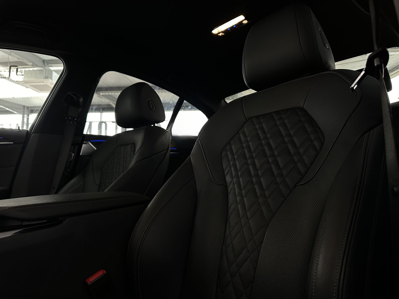 BMW 520 d xDrive M Sport |H-UP |H&K |BUSINESS|LED foto 12