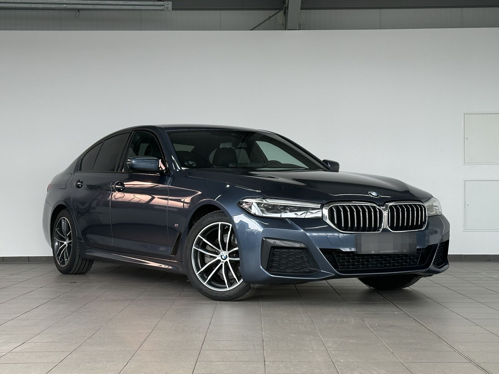 BMW 520 d xDrive M Sport |H-UP |H&K |BUSINESS|LED foto 3