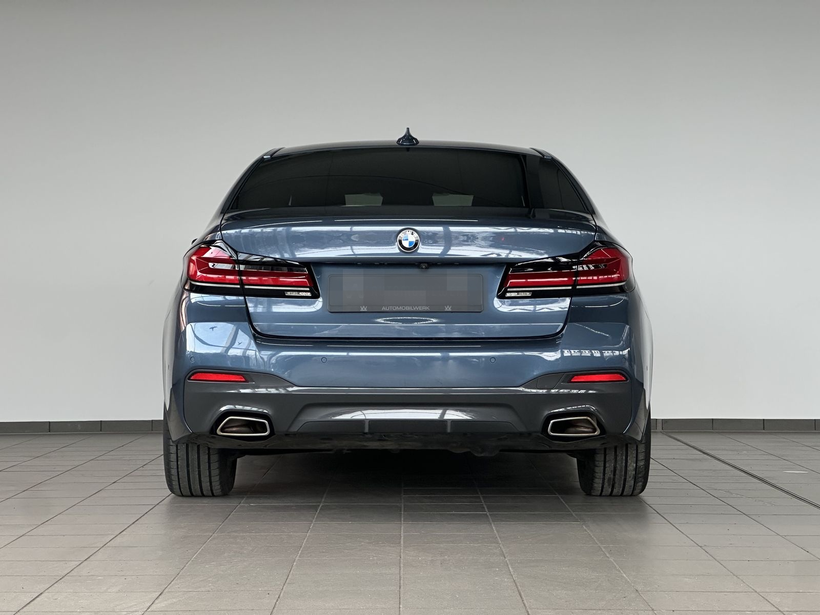 BMW 520 d xDrive M Sport |H-UP |H&K |BUSINESS|LED foto 5