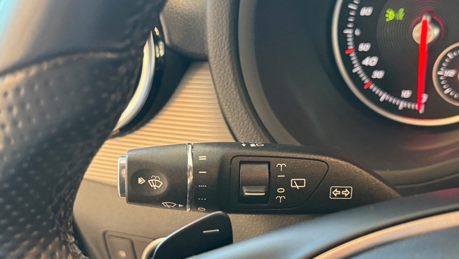 Mercedes-Benz B 220 Style 4Matic 7G-DCT Rü-Ka LED AHK TWA Navi foto 15