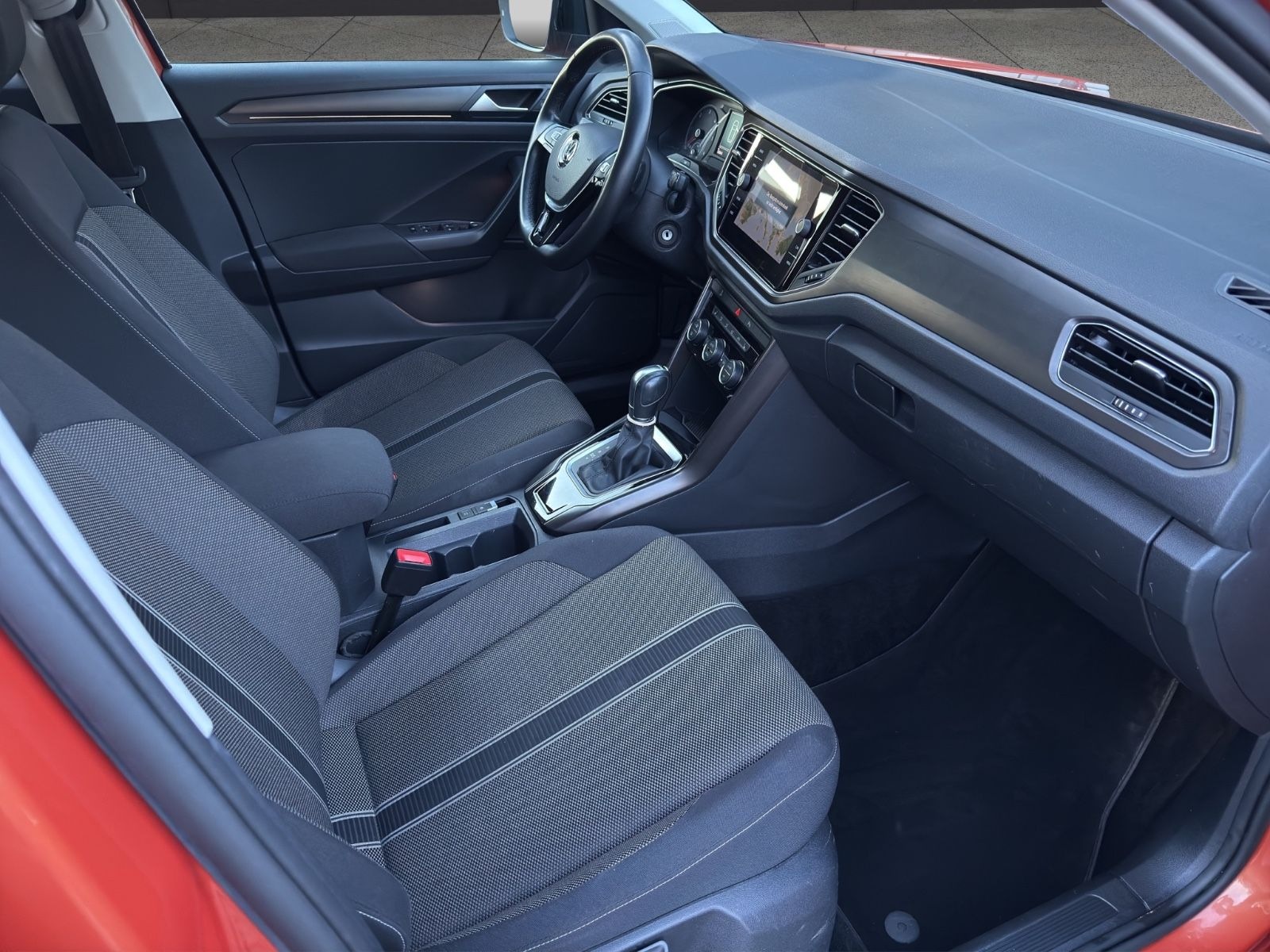 Volkswagen T-Roc Style 2.0 TDI DSG ACC-LED-NAVI-SPUR-TOT foto 14