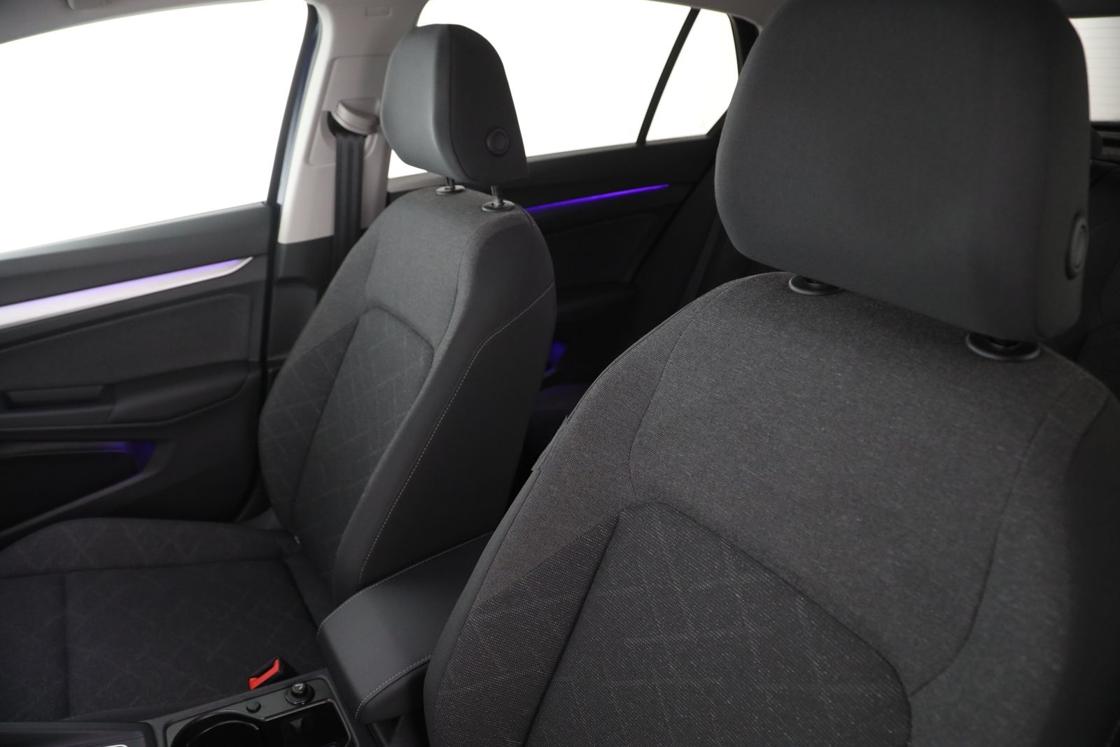 Volkswagen Golf VIII 2.0 TDI DSG Life | NAVI | LED | ACC | foto 14