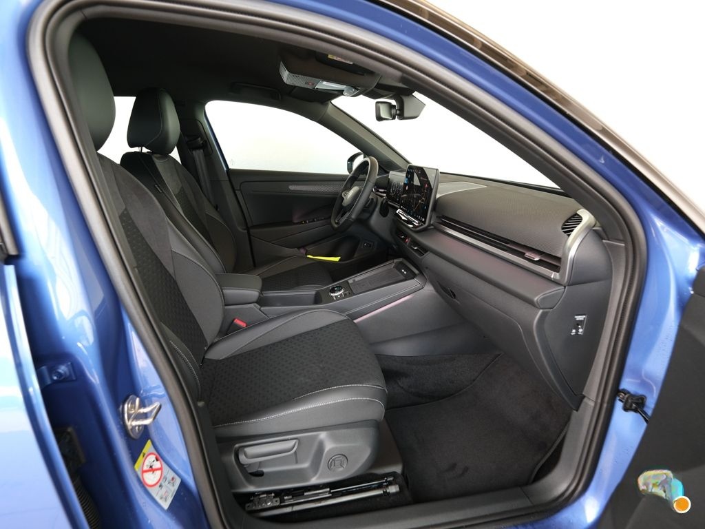 Volkswagen T-Roc  R-Line 1.5 l eTSI 7-Gang-DSG Navi *Black foto 12