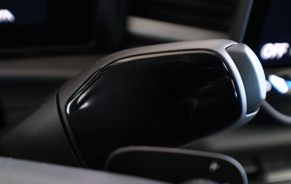 Volkswagen T-Roc  R-Line 1.5 l eTSI 7-Gang-DSG Navi *Black foto 10