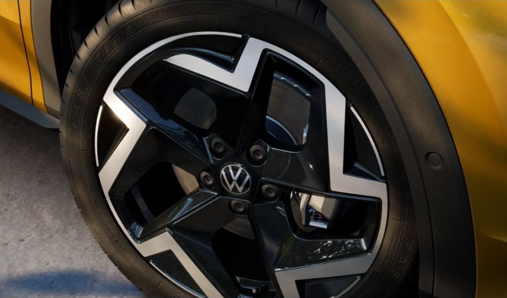 Volkswagen T-Roc R-Line 1.5l eTSI DSG Allwetter el.Heckklap foto 7