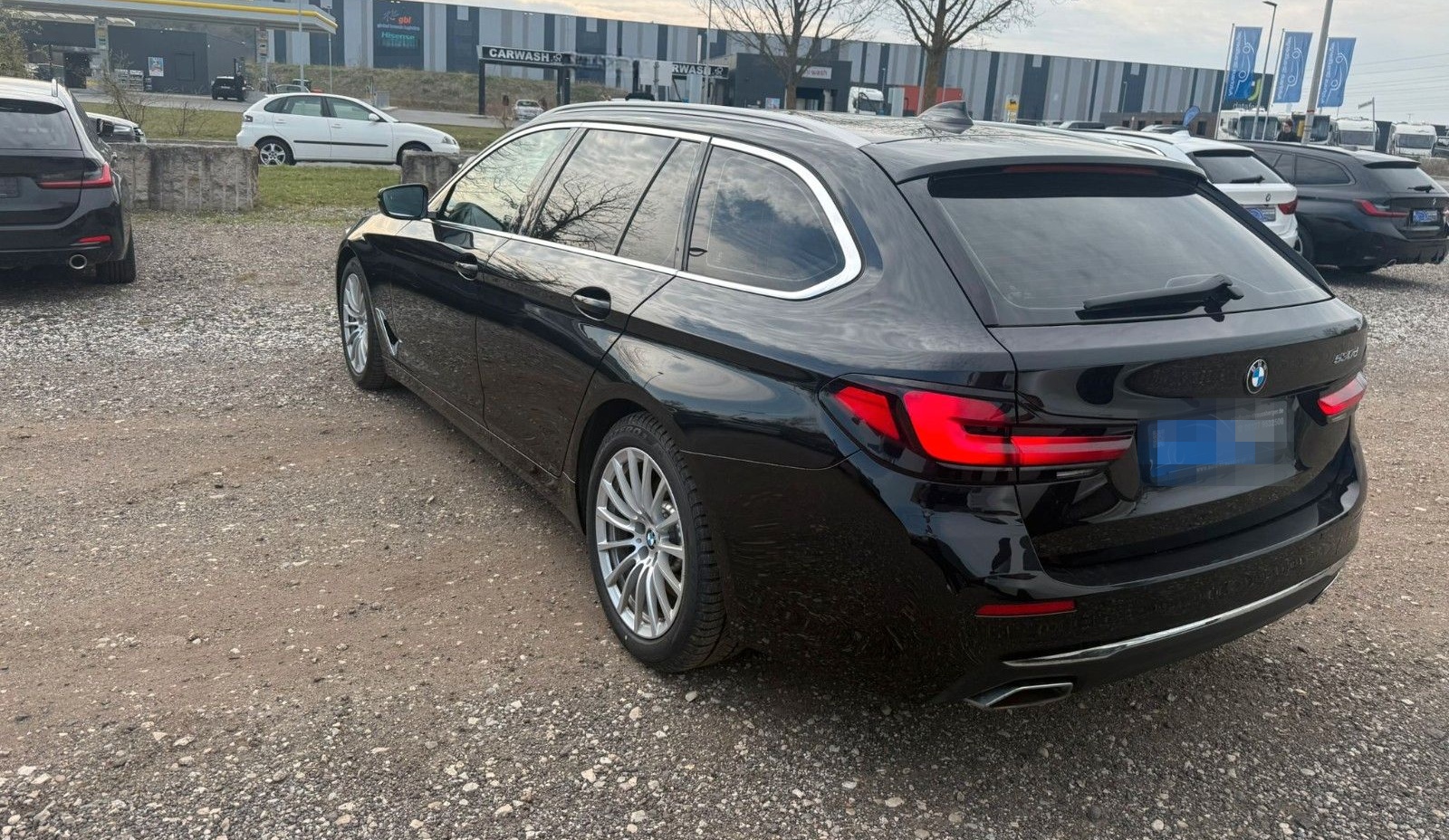 BMW 530d Touring Luxury Line /ACC/Pano/AHK/HuD/HiFi foto 3