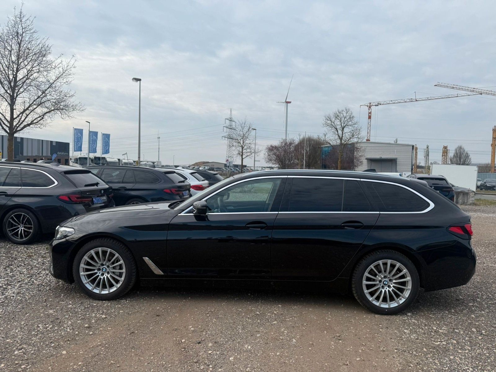 BMW 530d Touring Luxury Line /ACC/Pano/AHK/HuD/HiFi foto 4