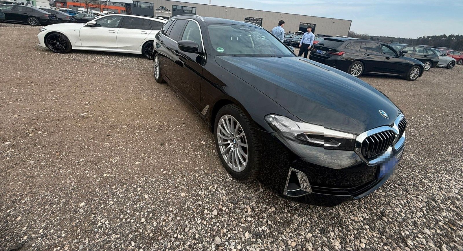 BMW 530d Touring Luxury Line /ACC/Pano/AHK/HuD/HiFi foto 6