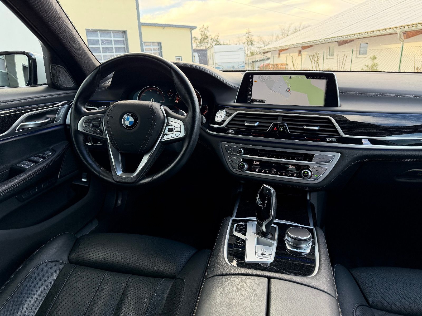 BMW 750ixDrive M-SPORT/MASSAGE/AHK/NIGHTV./LASER/H&K foto 11