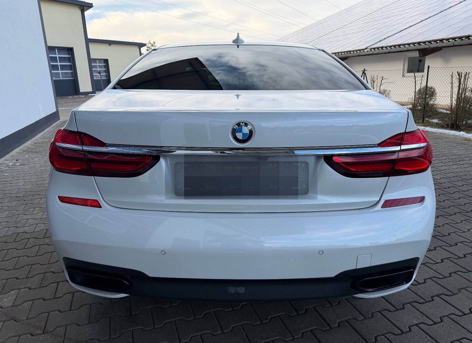 BMW 750ixDrive M-SPORT/MASSAGE/AHK/NIGHTV./LASER/H&K foto 5