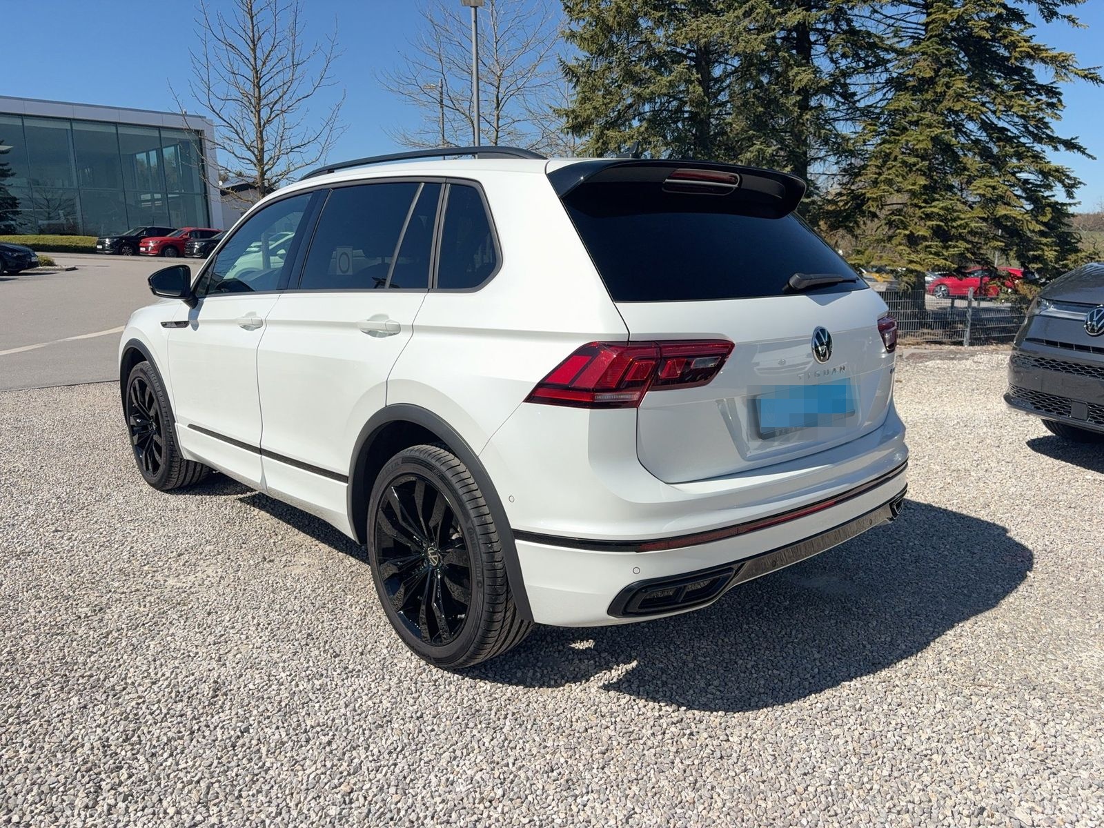 Volkswagen Tiguan R-Line 4M TSI DSG Kamera/Matrix/Pano/Sthz foto 5