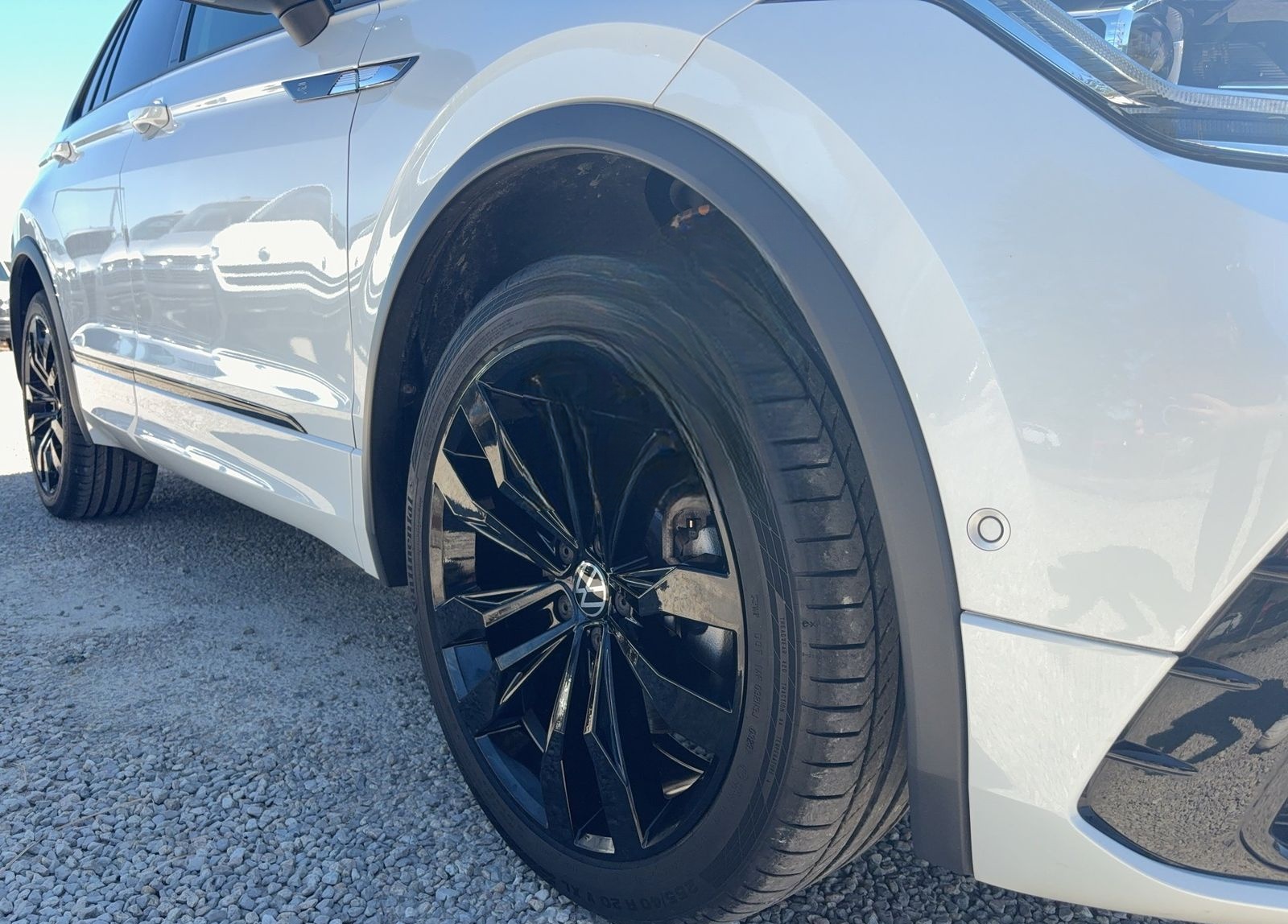 Volkswagen Tiguan R-Line 4M TSI DSG Kamera/Matrix/Pano/Sthz foto 9