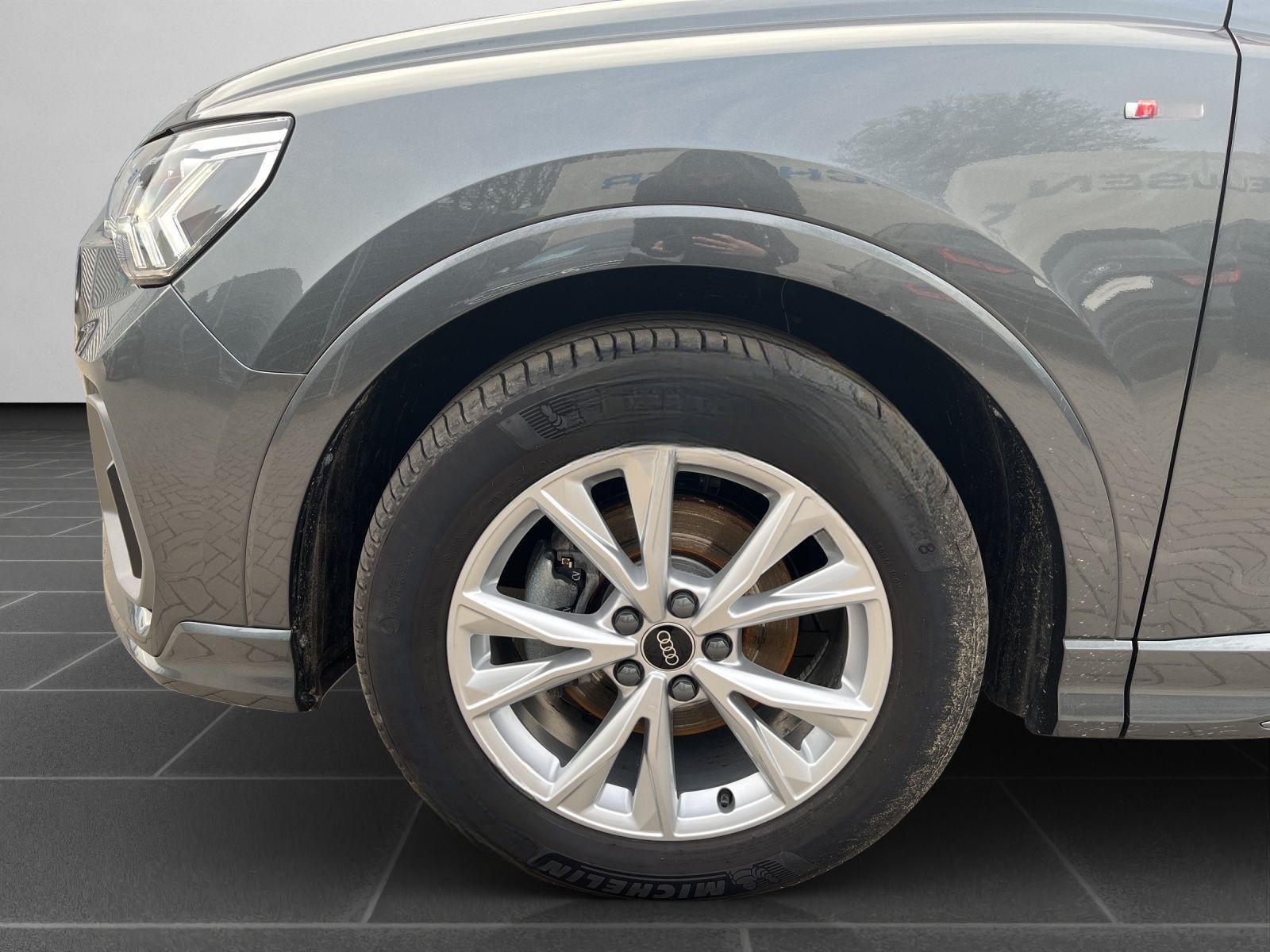 Audi Q3 35 TFSI S tronic S line NAVI SHZ RFK LED foto 8