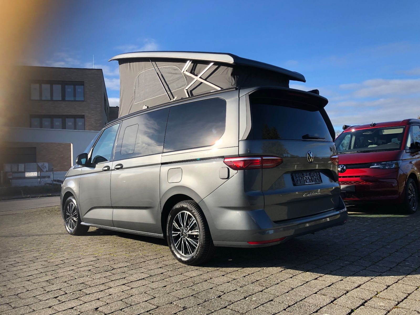 Volkswagen T7 Calif Beach Tour+Standheizung+230 Volt- Lager foto 6