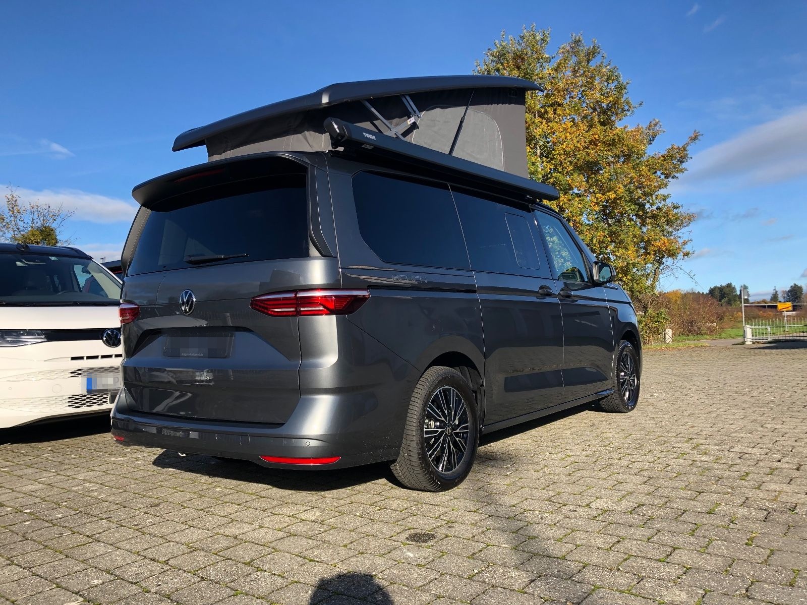 Volkswagen T7 Calif Beach Tour+Standheizung+230 Volt- Lager foto 8