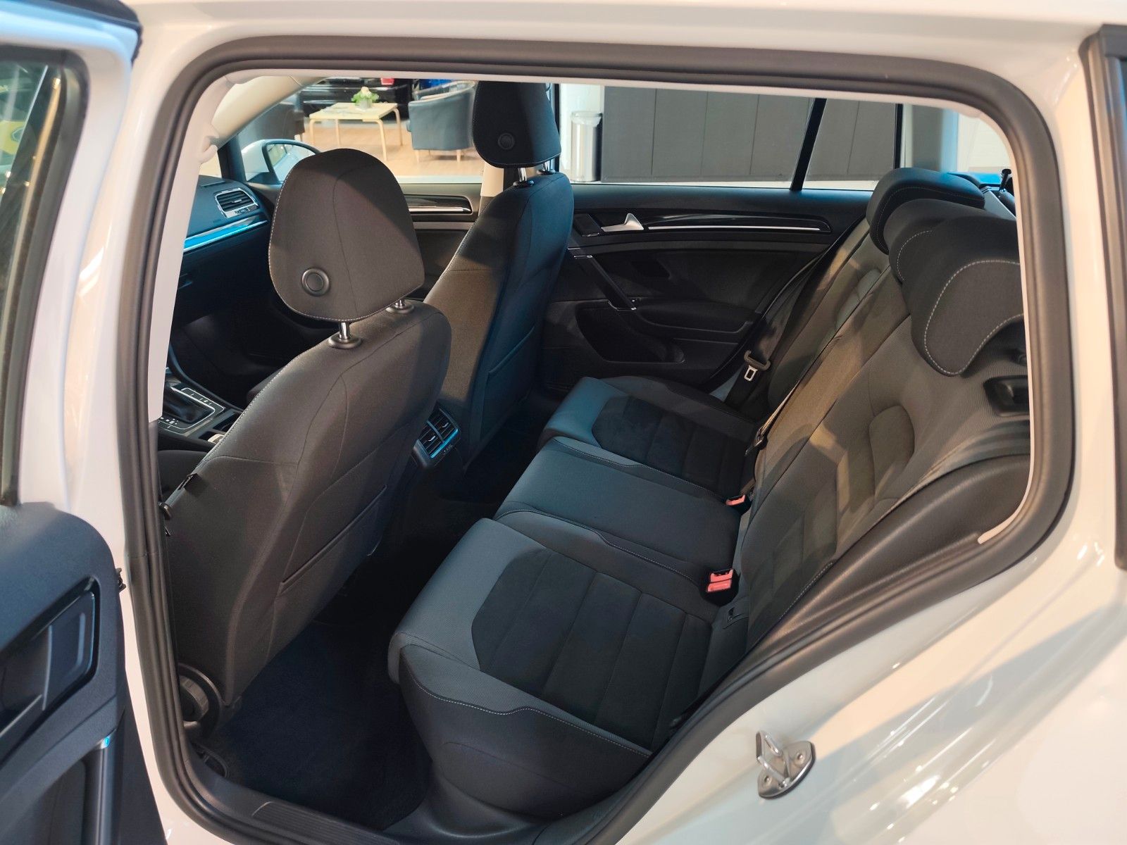 Volkswagen Golf VII Variant Highline DSG *ACC*LED*Massage* foto 11