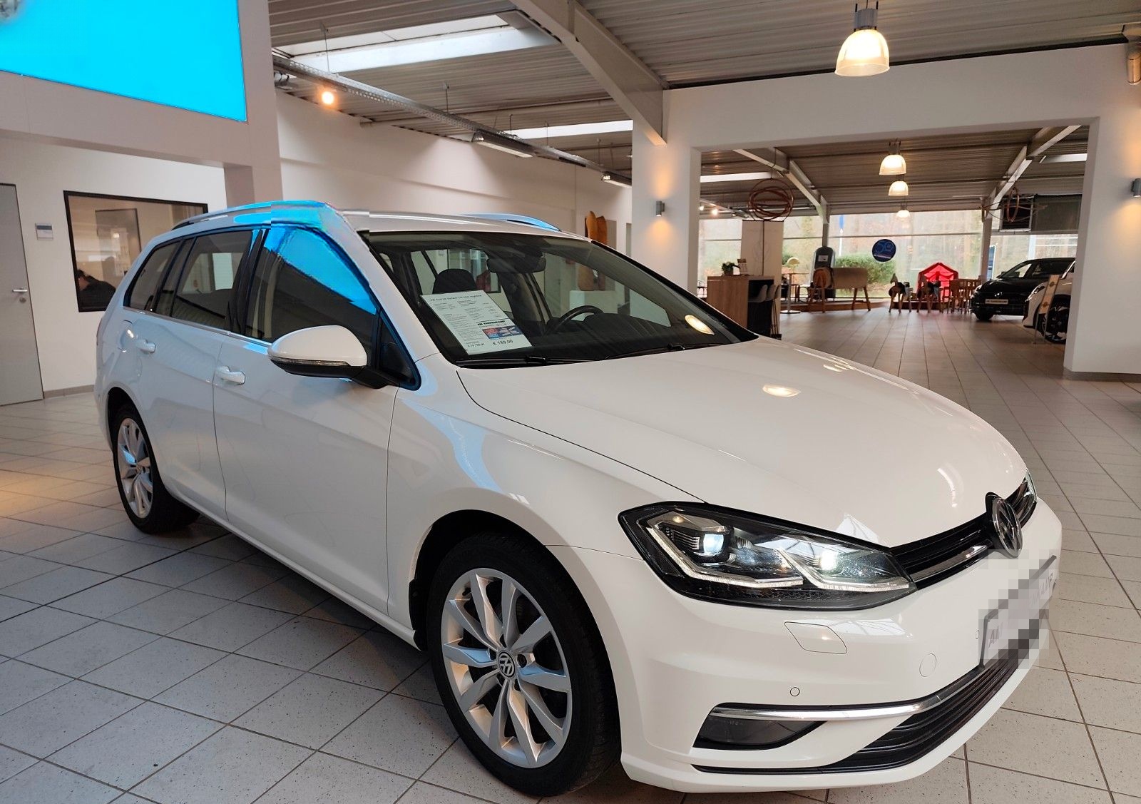 Volkswagen Golf VII Variant Highline DSG *ACC*LED*Massage* foto 7