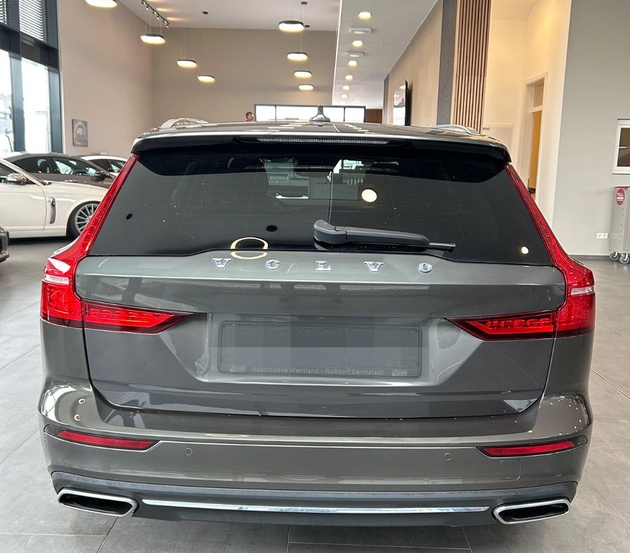 Volvo V60 Kombi Inscription AWD LED Leder Navi foto 6