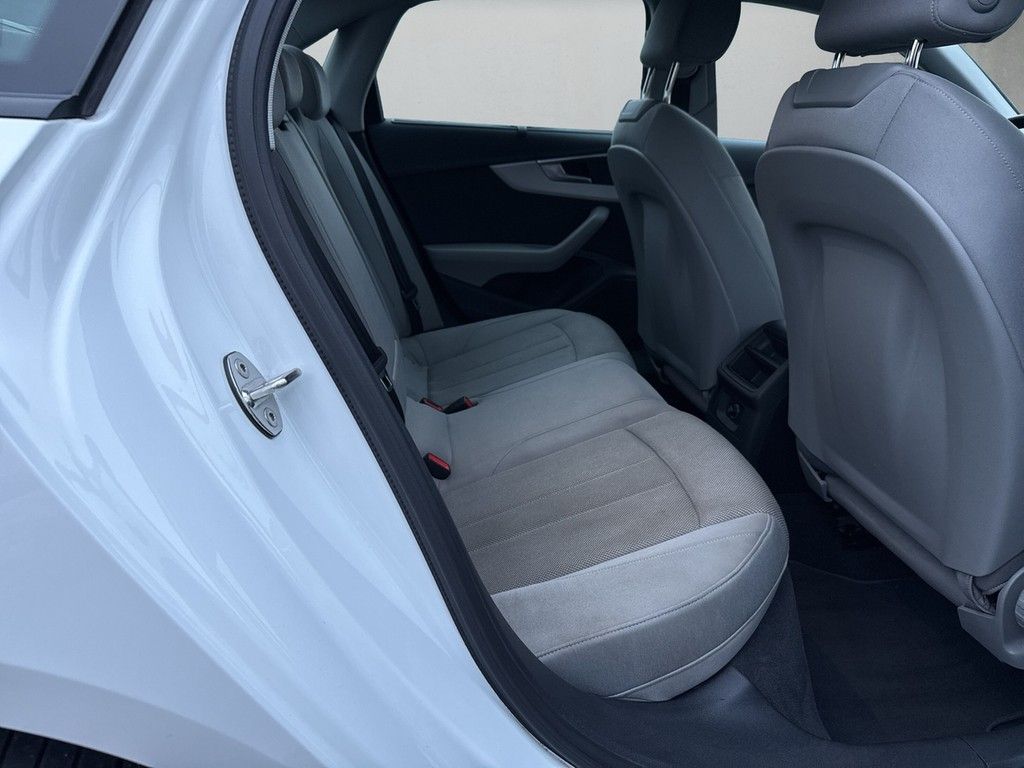 Audi A4 Lim. advanced 40 TDI quattro S tronic *Navi* foto 12