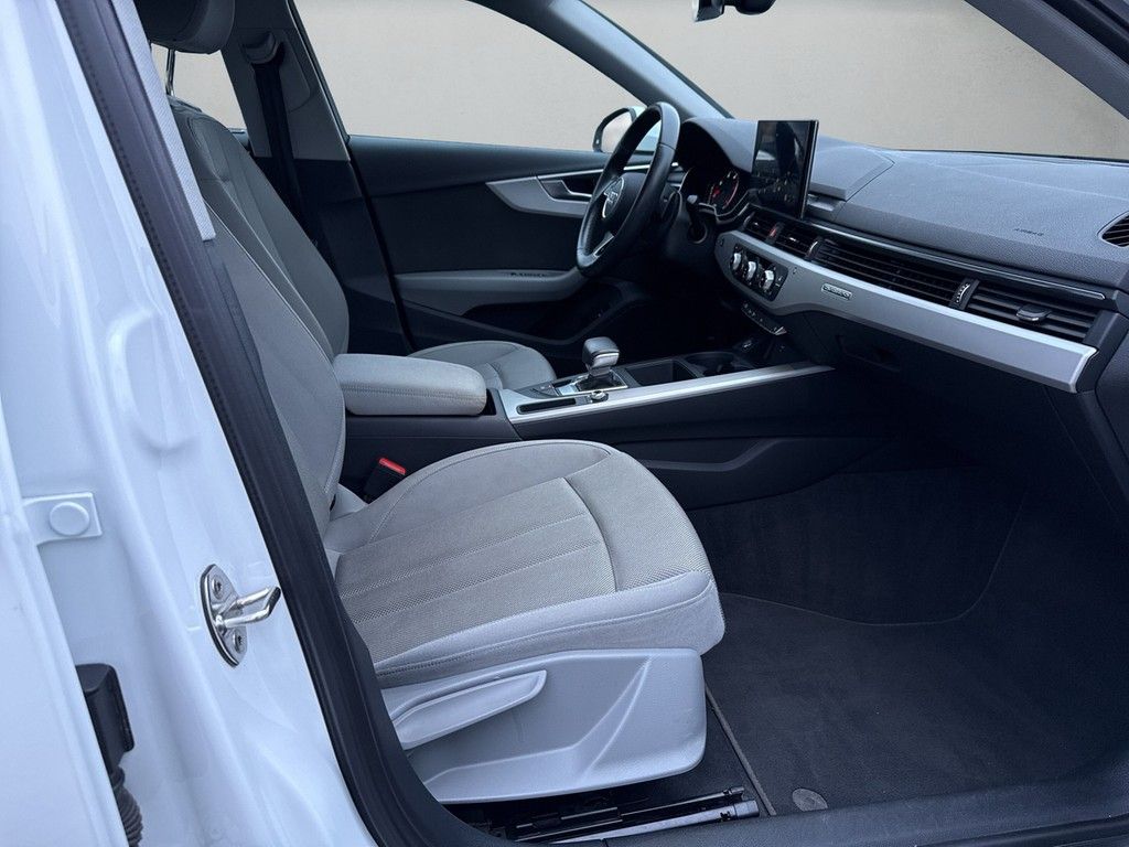 Audi A4 Lim. advanced 40 TDI quattro S tronic *Navi* foto 13