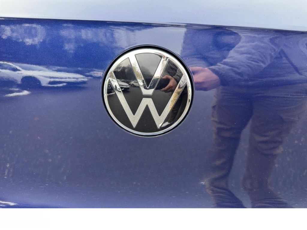 Volkswagen Golf 2.0 TDI Active DSG NAVI KAM ACC LED SHZ PDC foto 12