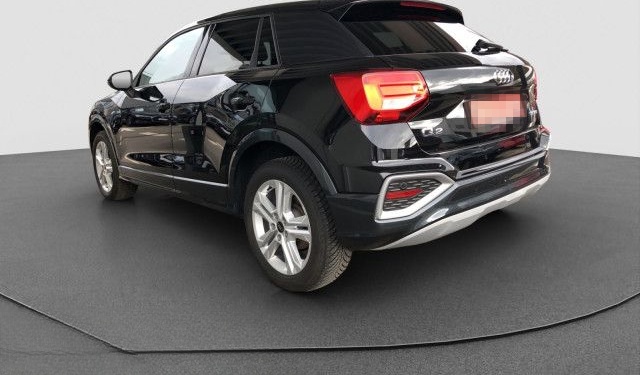 Audi Q2 35 TFSI advanced LED ACC NAVI CAM SHZ VC foto 7