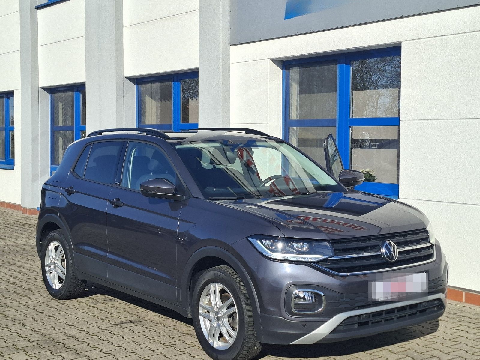 Volkswagen T-Cross Active ACC,Navi,Ahk,Keyless foto 2