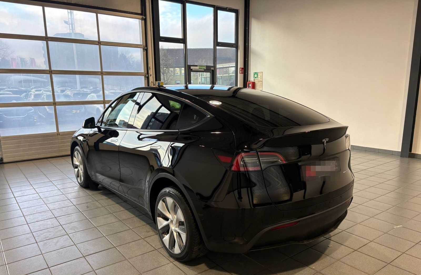 Tesla Model Y Longe Range AWD LED|Kamera|Sitzhz|Leder foto 4