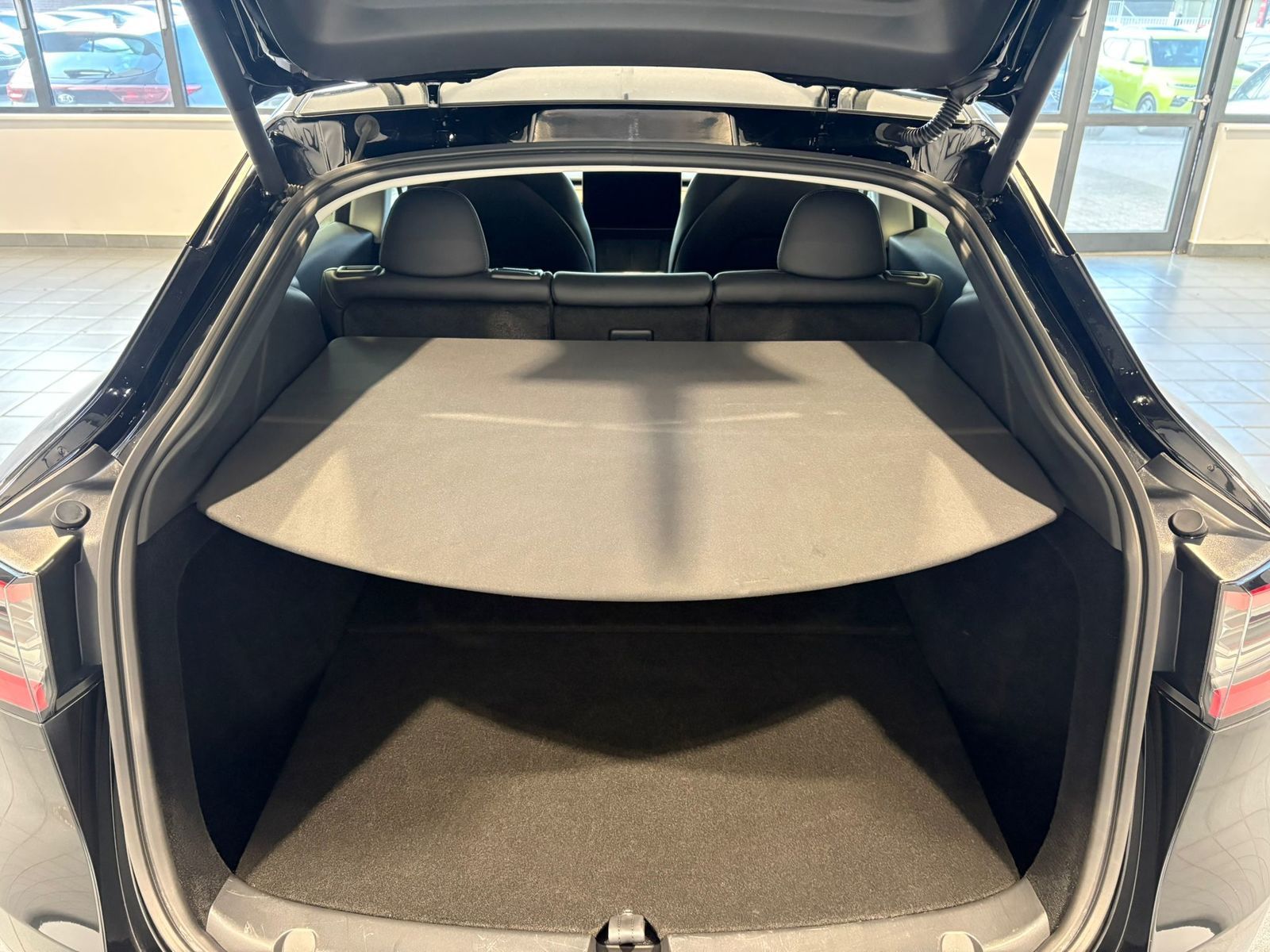 Tesla Model Y Longe Range AWD LED|Kamera|Sitzhz|Leder foto 6