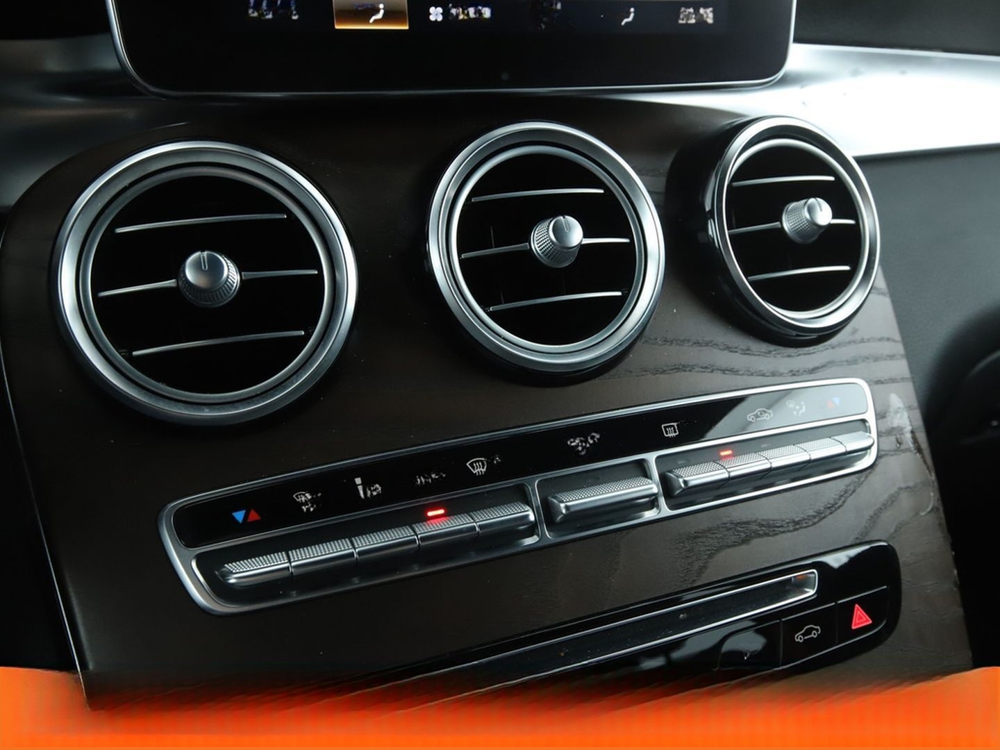 Mercedes-Benz GLC 300 4Matic AMG Line Aut.*NAV*LED*ACC*CAM*PDC foto 25