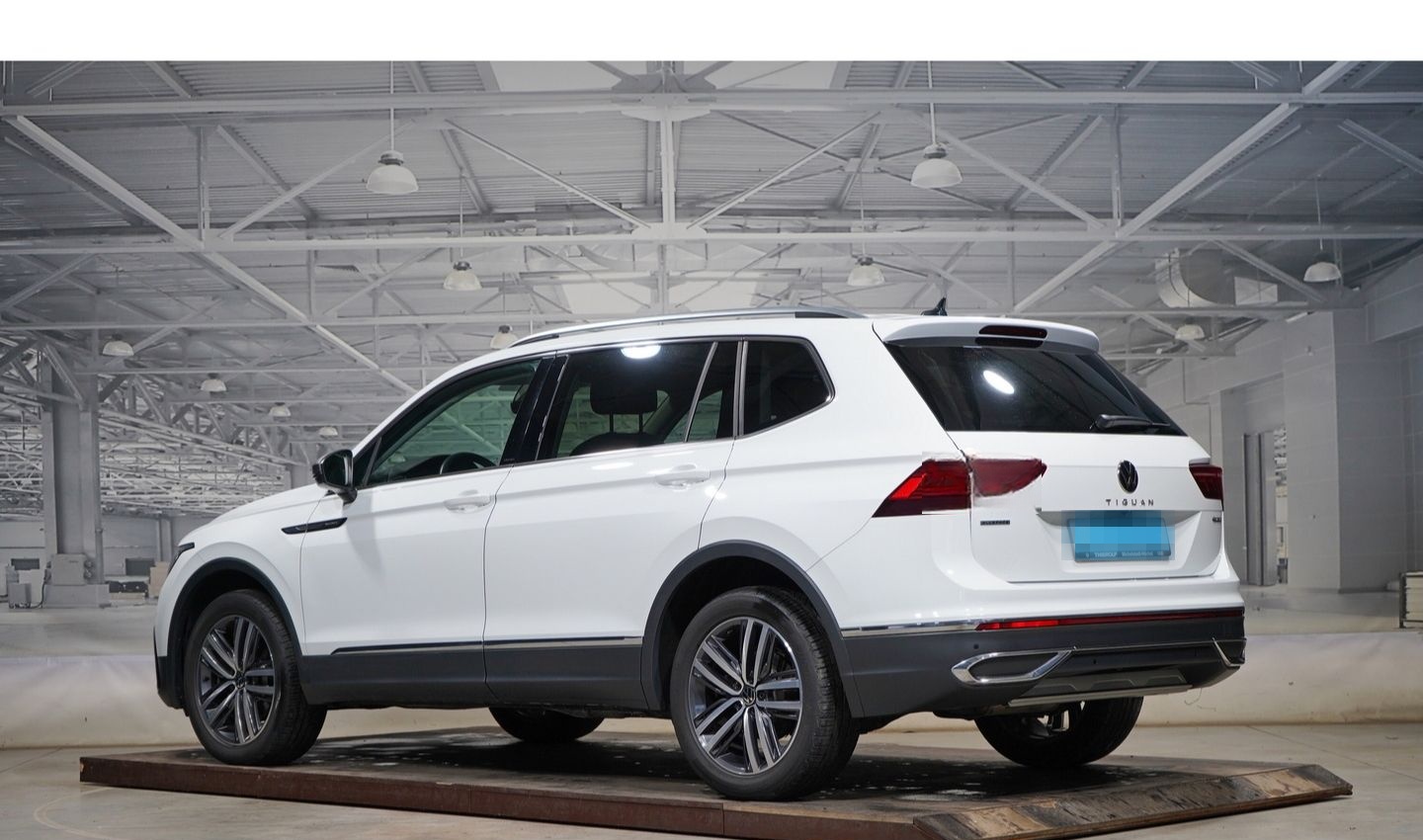 Volkswagen Tiguan Allspace Elegance 2.0 TDI 4M Pano AHK Mat foto 2