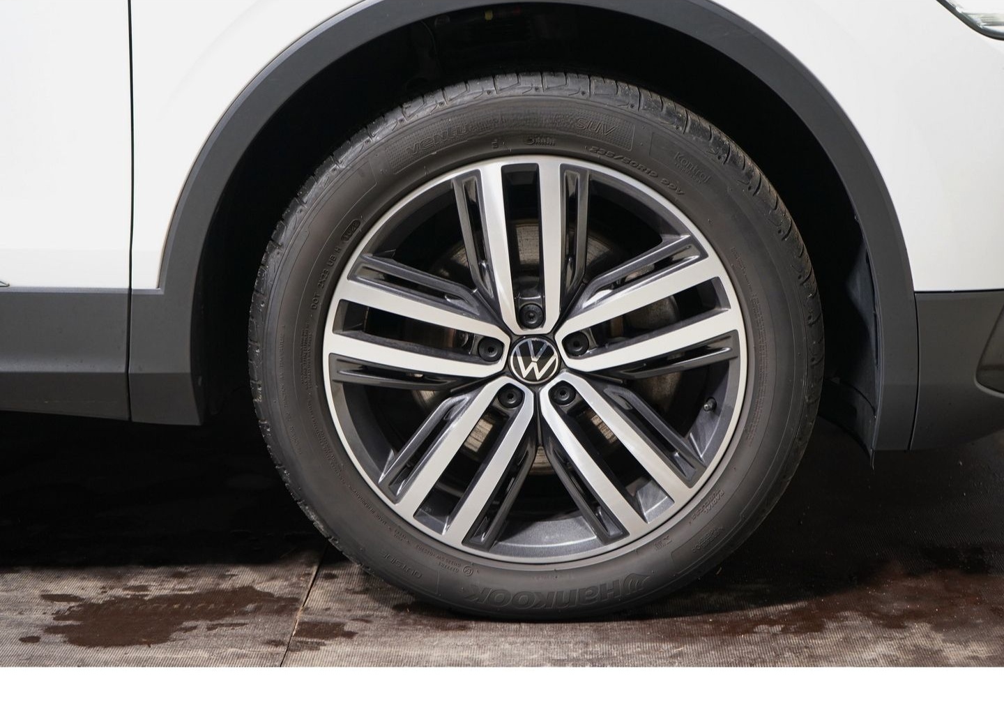 Volkswagen Tiguan Allspace Elegance 2.0 TDI 4M Pano AHK Mat foto 13