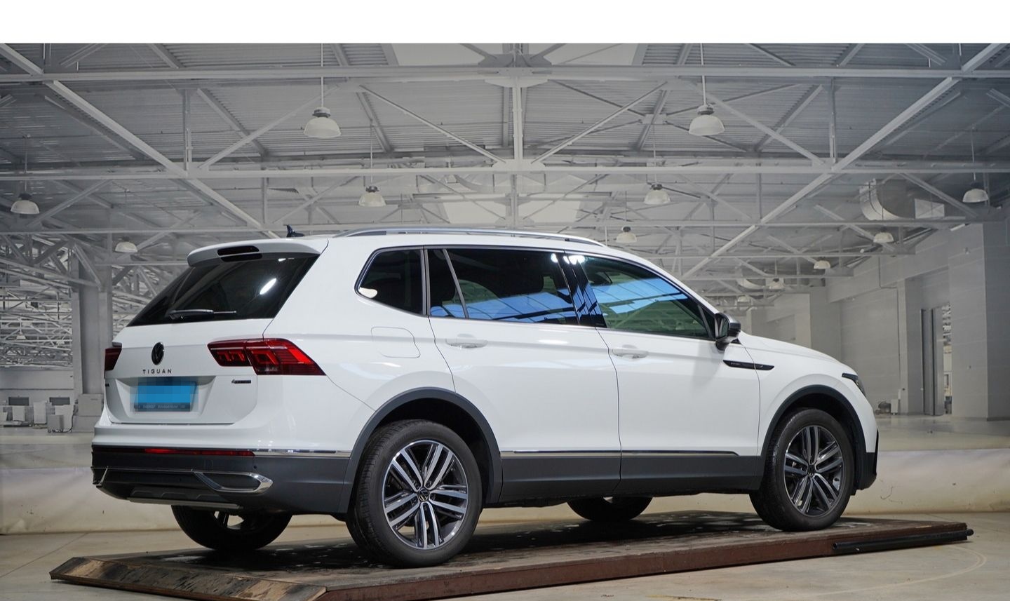 Volkswagen Tiguan Allspace Elegance 2.0 TDI 4M Pano AHK Mat foto 3