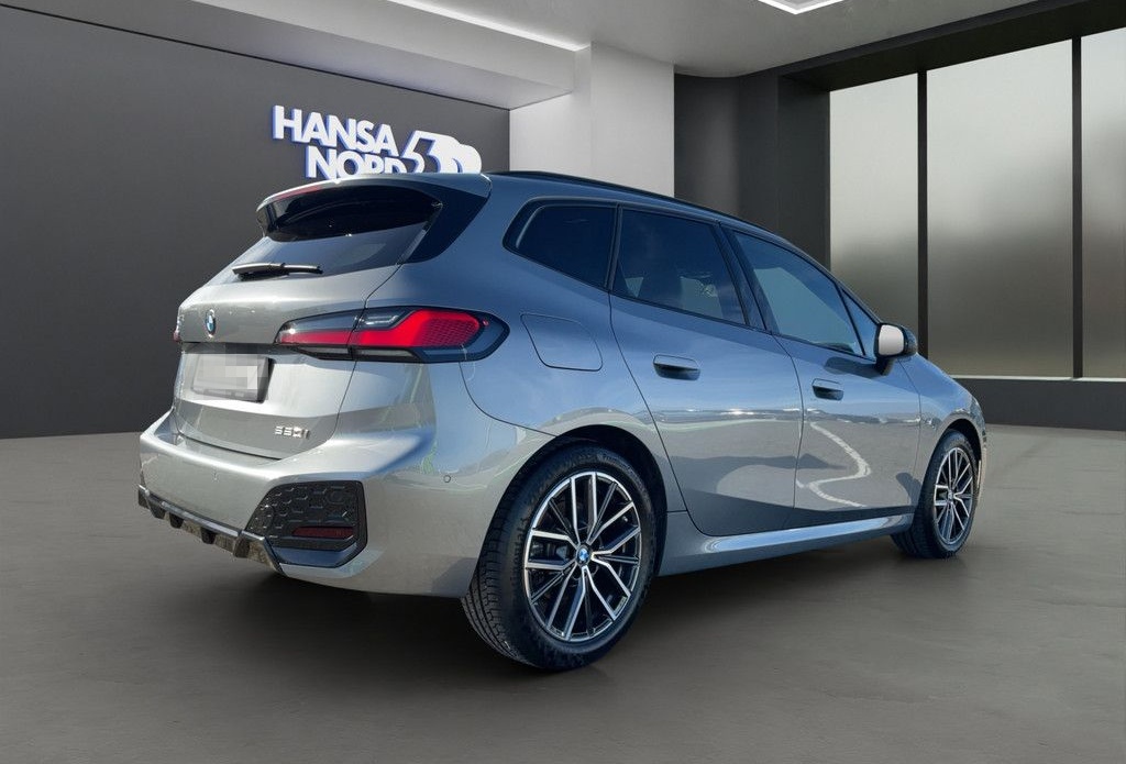 BMW 220i Active Tourer M-SPORT LED NAVI H/K 18" AHK foto 2