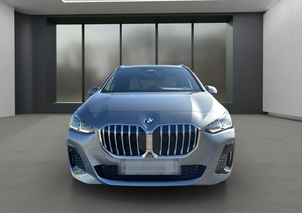 BMW 220i Active Tourer M-SPORT LED NAVI H/K 18" AHK foto 3