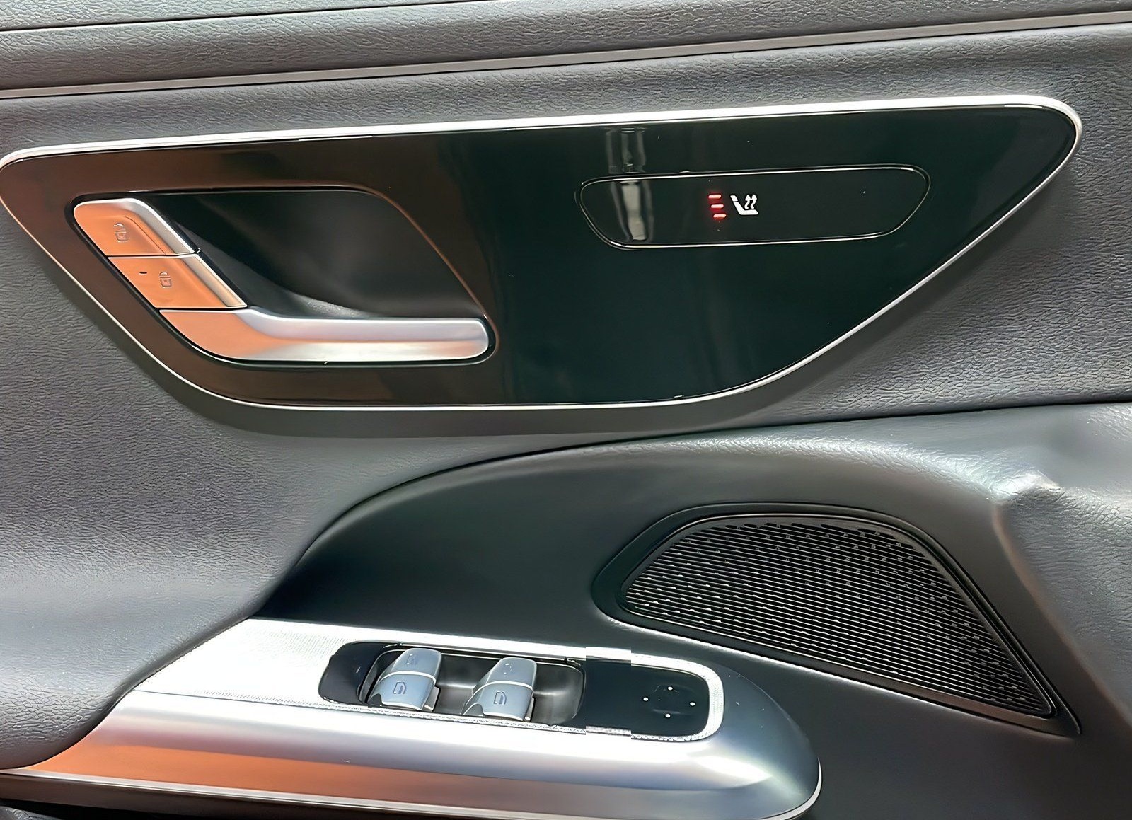 Mercedes-Benz E 200 AVANTGARDE+LED+AHK+Kam+TotW+LrHz+DAB+Ambie foto 13