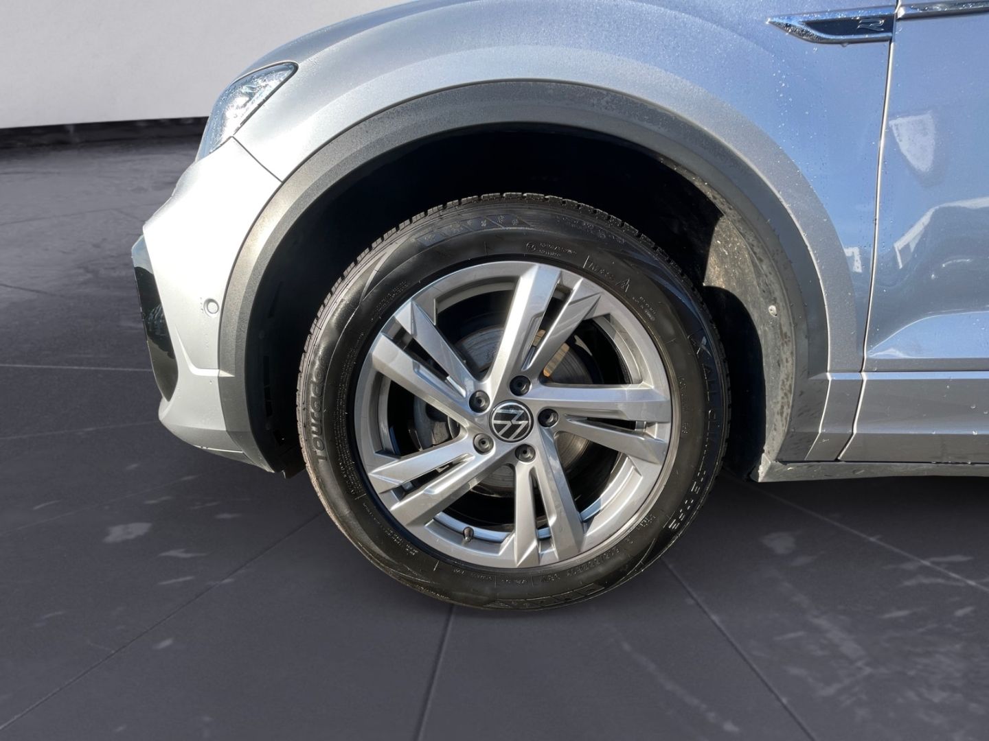 Volkswagen T-Roc R-Line 1.0 TSI LED+/NAVI/KAMERA/APP/5J.GAR foto 14