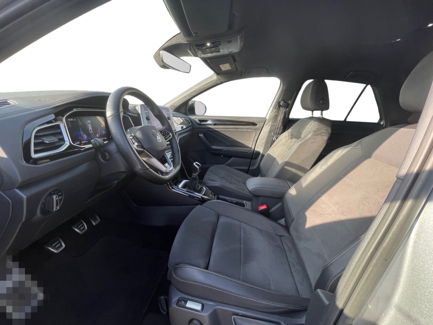 Volkswagen T-Roc R-Line 1.0 TSI LED+/NAVI/KAMERA/APP/5J.GAR foto 9
