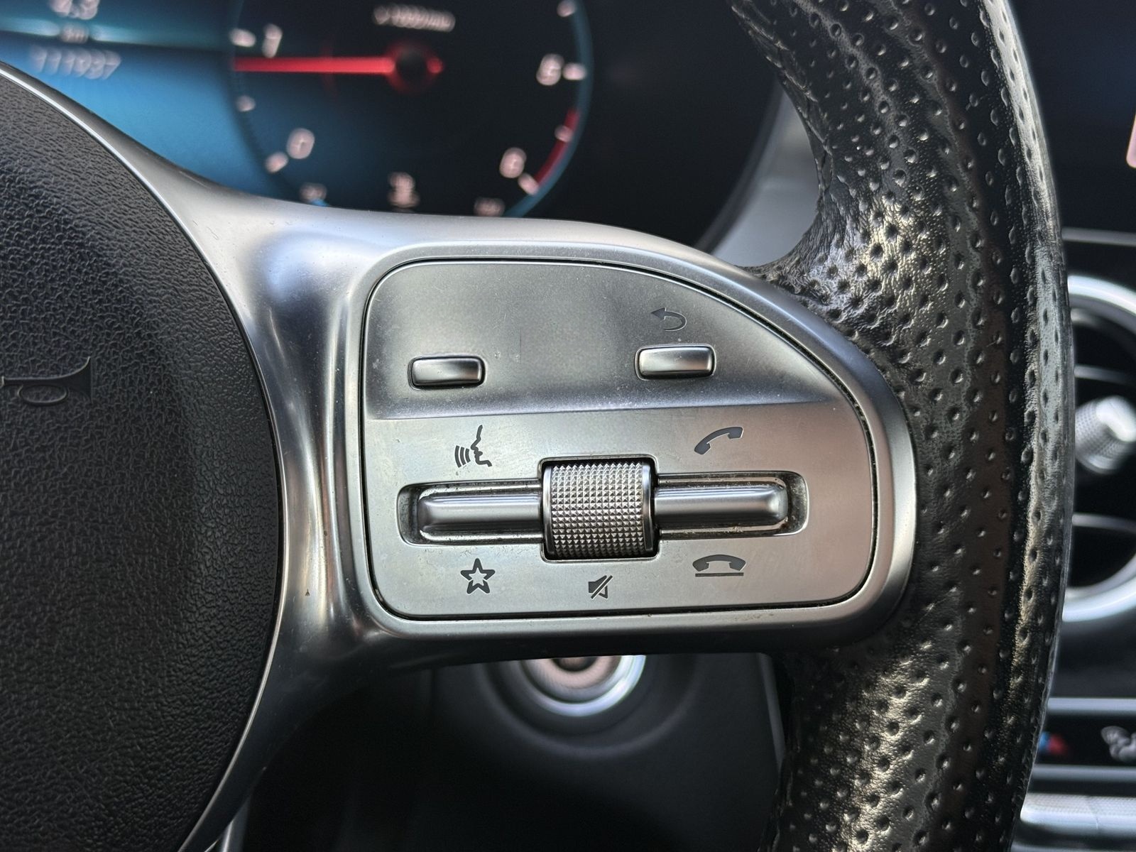 Mercedes-Benz C 200 d Coupe AMG Line | DigitalTacho | LED foto 14