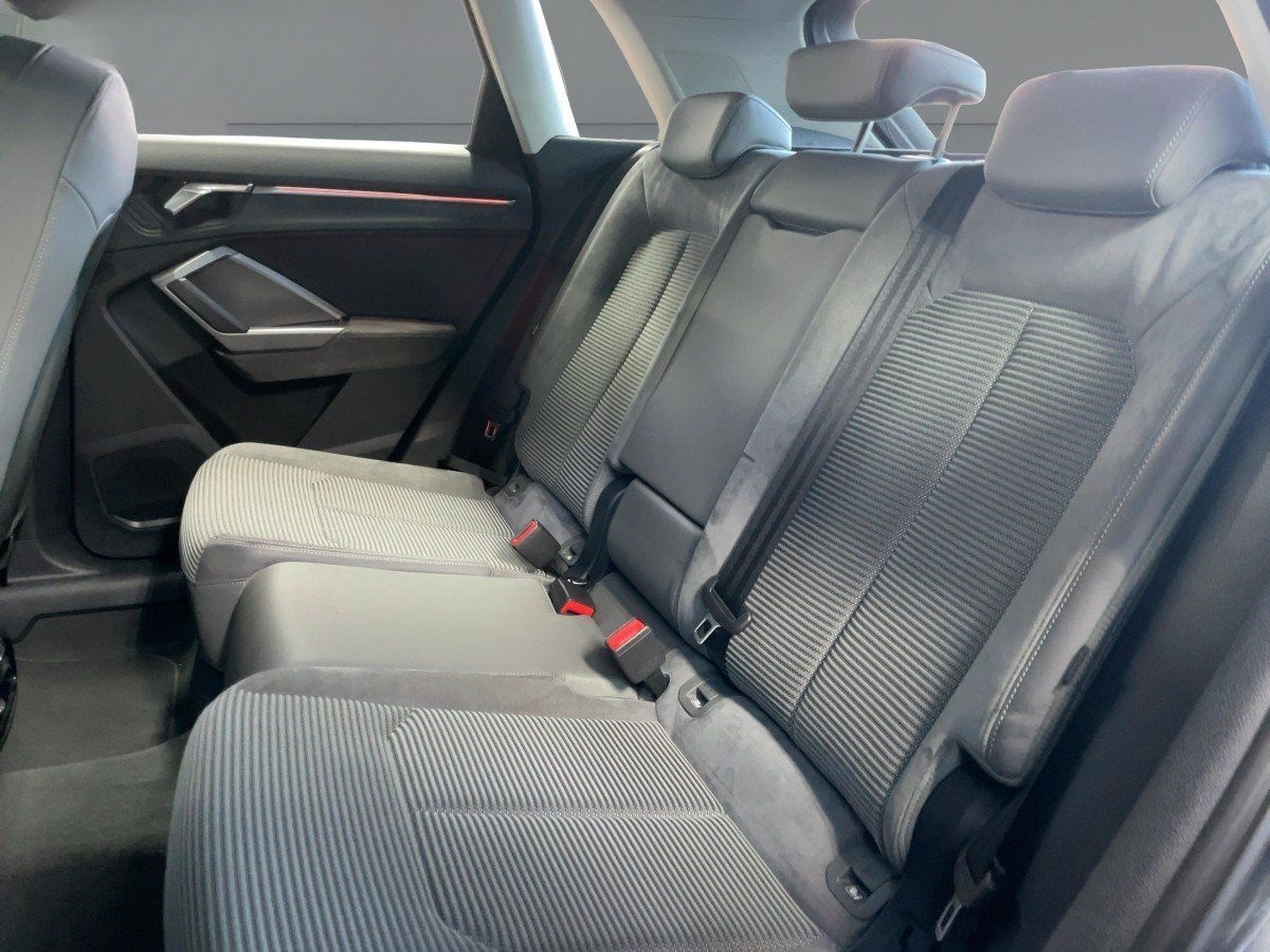 Audi Q3 S line MATRIX-NAVI+PANO+ACC+KAM+SHZ foto 7