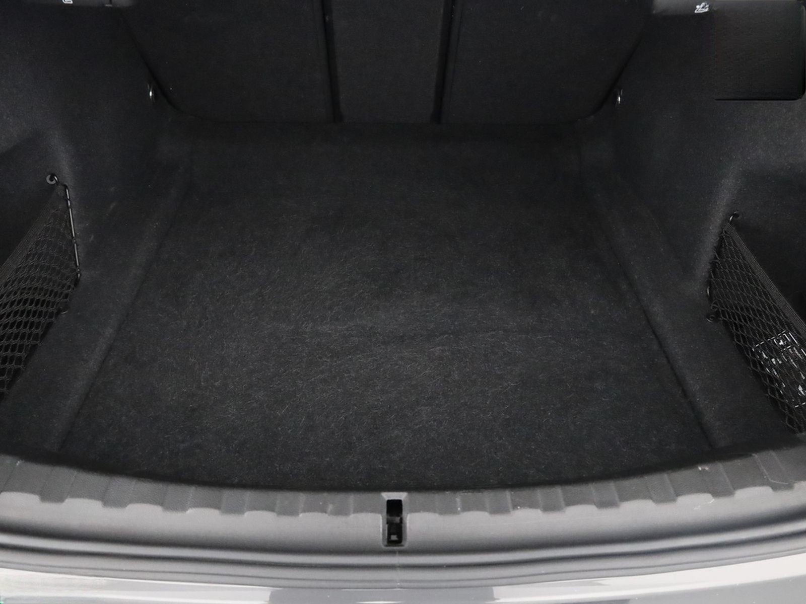BMW 320 i M SPORT SHADOW LASER,HUD,KEYLESS,AMBIENTE foto 12